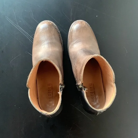 Bedstu Hand Made Leather Boots - Picture 3 of 9